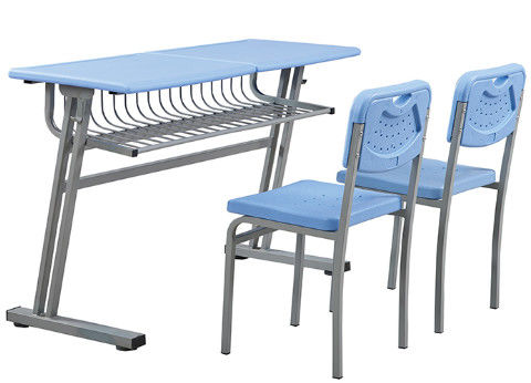 책상을 가진 두 배 좌석 교실 의자